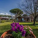Villino Mary Castagneto Carducci