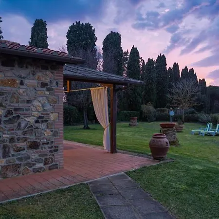 Villino Mary Castagneto Carducci